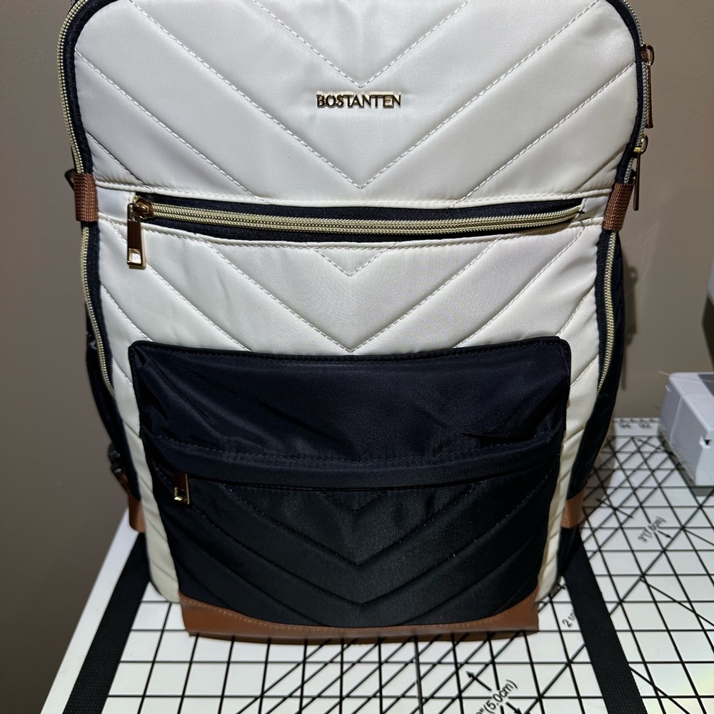 Bostanten Travel Backpack